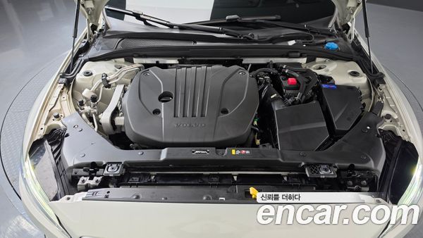 Volvo V60 2021, фото 5