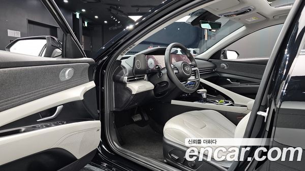Hyundai Elantra 2022, фото 13