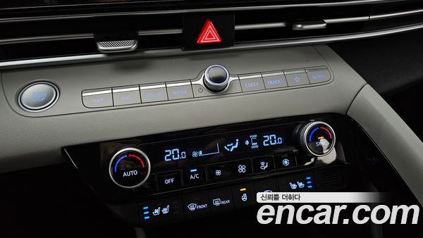 Hyundai Elantra 2022, фото 29