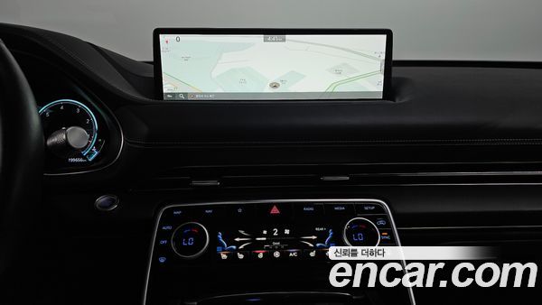 Genesis GV80 2022, фото 17