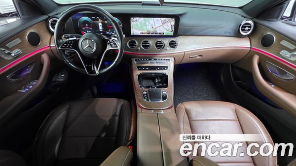 Mercedes-Benz E-Class 2021, фото 7