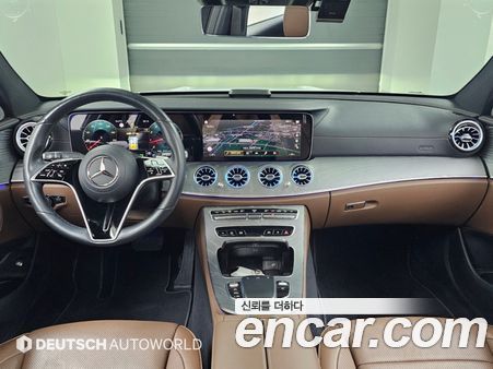 Mercedes-Benz E-Class 2022, фото 10