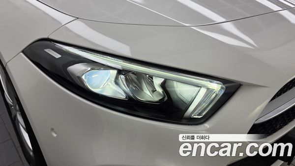 Mercedes-Benz A-Class 2020, фото 8