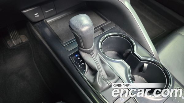 Toyota Camry 2020, фото 12