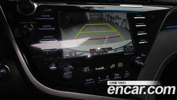 Toyota Camry 2020, фото 20