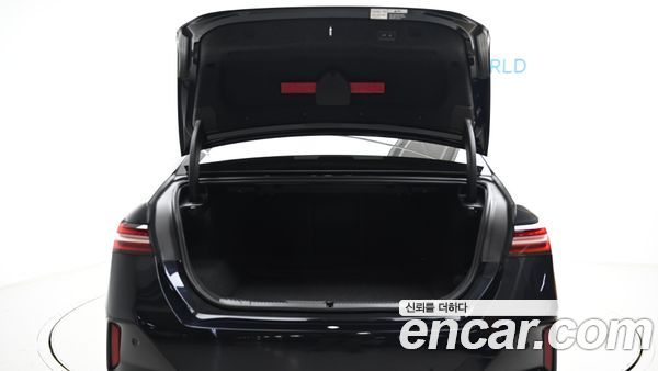 BMW i5 2026, фото 20