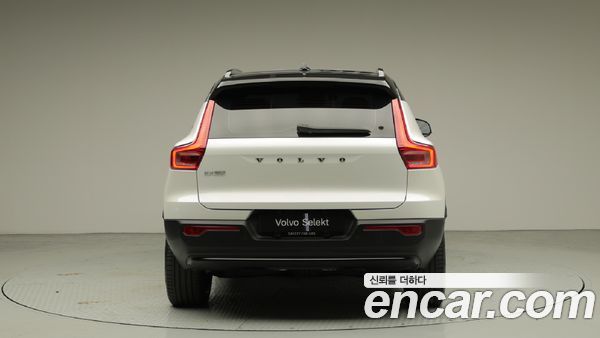 Volvo EX40 2025, фото 5