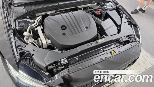 Volvo S60 2022, фото 6