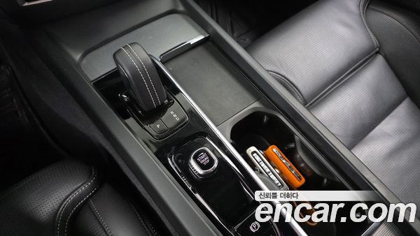 Volvo S60 2022, фото 9