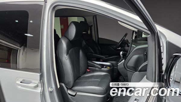 Hyundai Staria 2022, фото 16
