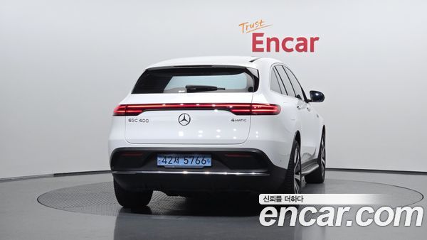 Mercedes-Benz EQC 2020, фото 3