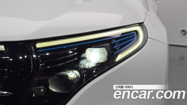 Mercedes-Benz EQC 2020, фото 7