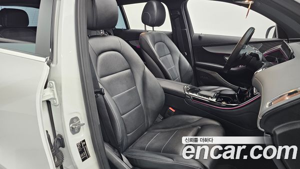 Mercedes-Benz EQC 2020, фото 15