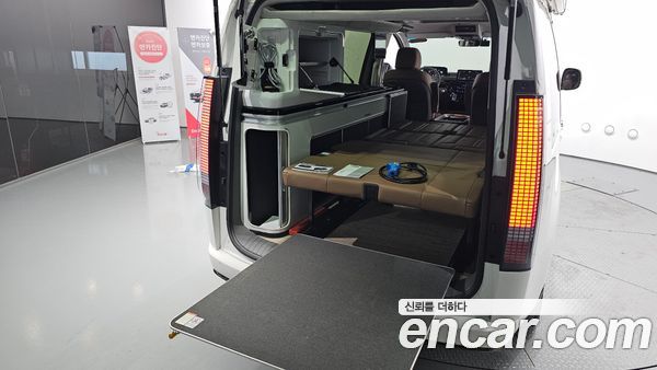 Hyundai Staria 2023, фото 28