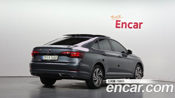 Volkswagen Jetta 2021, фото 2