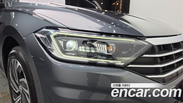 Volkswagen Jetta 2021, фото 8