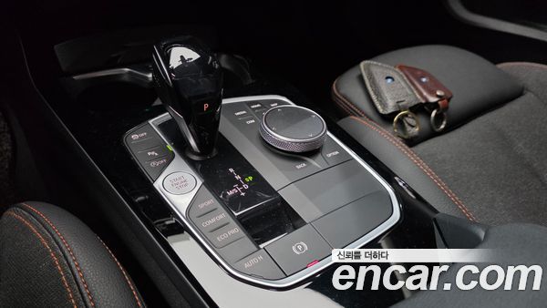 BMW 1 Series 2021, фото 12