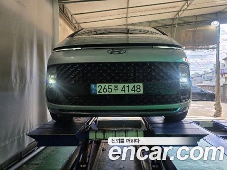 Hyundai Staria 2022