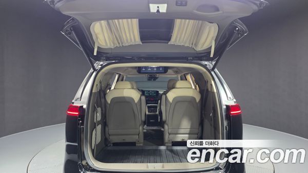 Kia Carnival 2023, фото 26