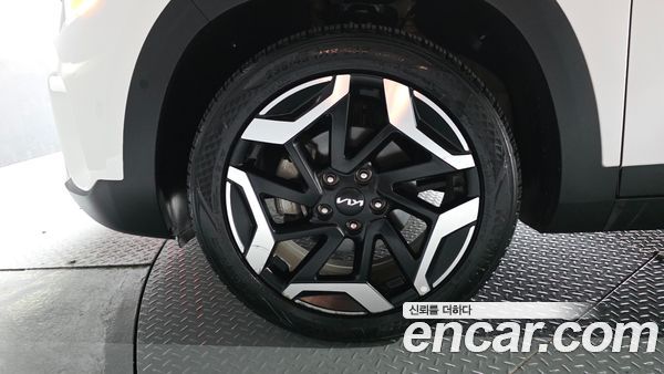 Kia Seltos 2023, фото 4