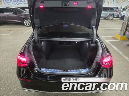 Mercedes-Benz S-Class 2022, фото 5