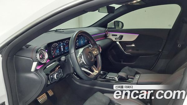 Mercedes-Benz CLA 2023, фото 16