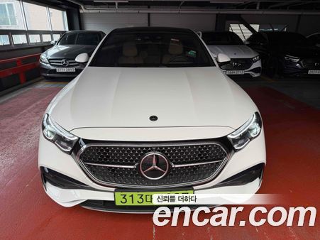 Mercedes-Benz E-Class 2025, фото 2