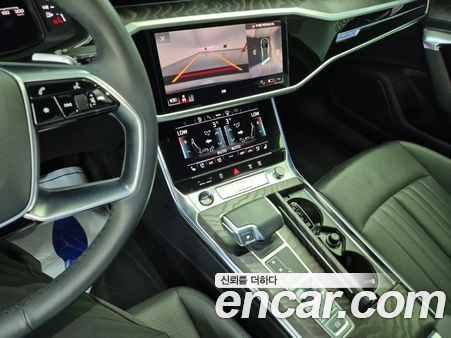 Audi A6 2023, фото 10