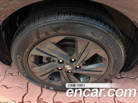 Hyundai Elantra 2023, фото 5