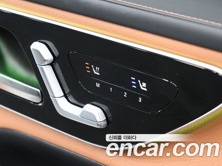 Mercedes-Benz GLC 2024, фото 5
