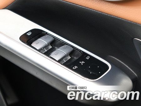 Mercedes-Benz GLC 2024, фото 6