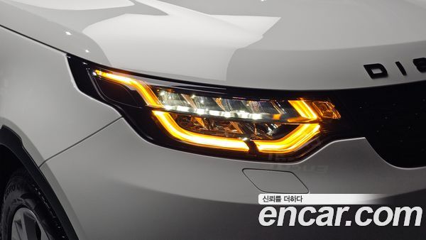 Land Rover Discovery 2020, фото 7