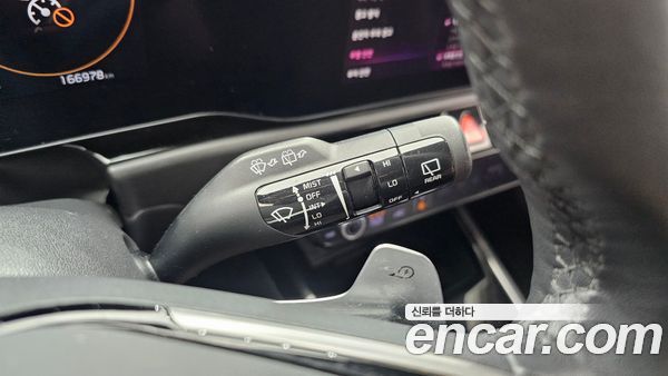 Kia Niro 2023, фото 28