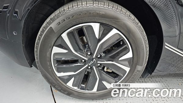 Kia EV6 2023, фото 4