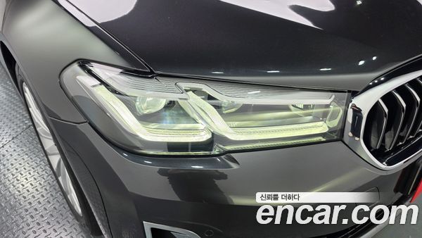 BMW 5 Series 2021, фото 8