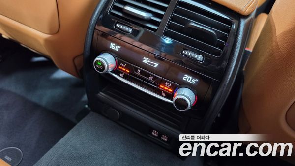 BMW 5 Series 2021, фото 29