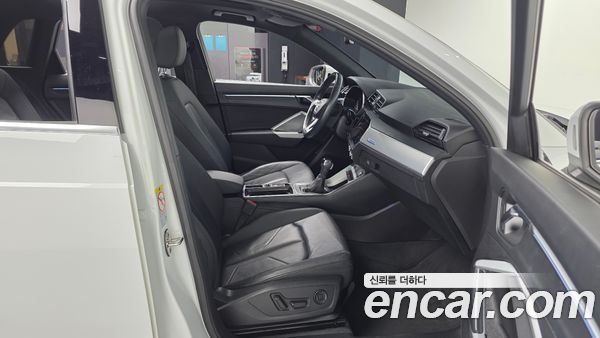 Audi Q3 2020, фото 17