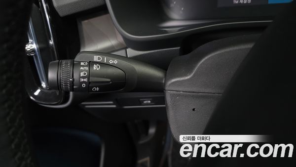 Volvo C40 2023, фото 30