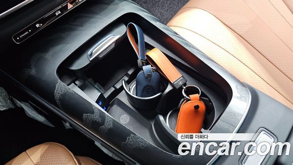 Mercedes-Benz E-Class 2026, фото 24