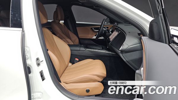 Mercedes-Benz E-Class 2026, фото 16