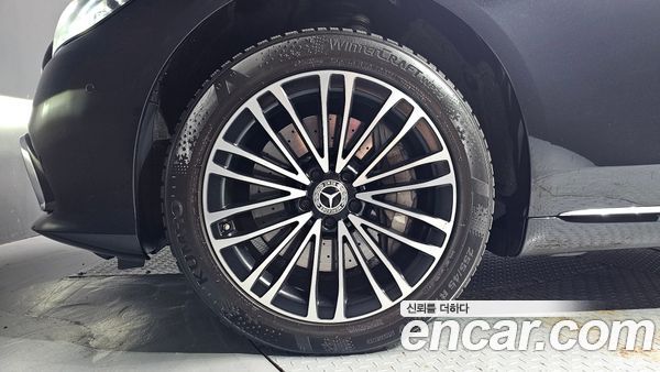 Mercedes-Benz S-Class 2022, фото 4