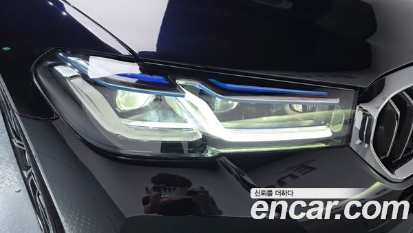 BMW 5 Series 2023, фото 7