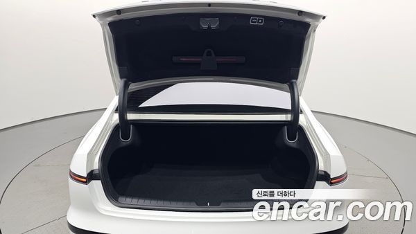 Hyundai Grandeur 2023, фото 25