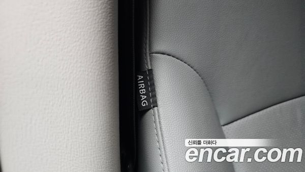 Hyundai Grand Starex 2021, фото 30