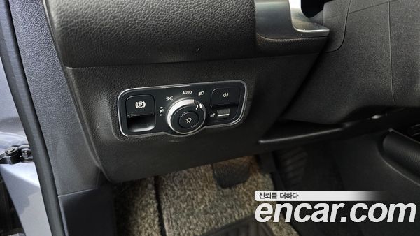 Mercedes-Benz GLB 2021, фото 14
