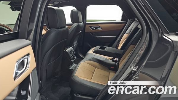 Land Rover Range Rover Velar 2025, фото 15