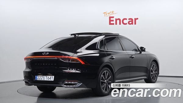 Hyundai Grandeur 2022, фото 2