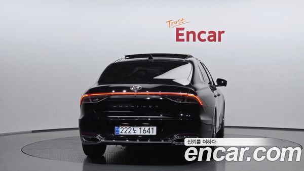 Hyundai Grandeur 2022, фото 4