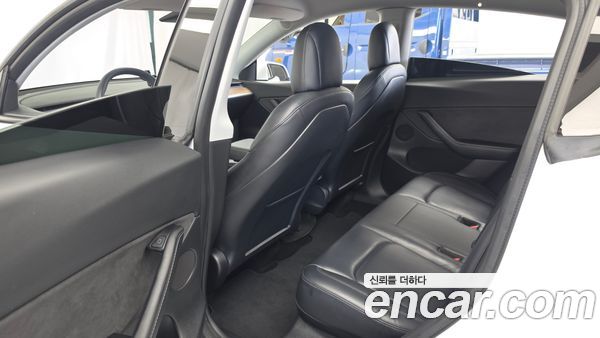 Tesla Model Y 2021, фото 16