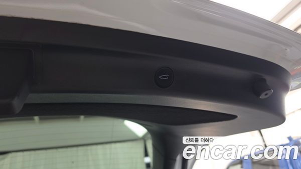 Tesla Model Y 2021, фото 29